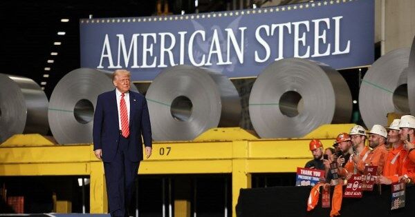 Ông Trump tăng thuế thép lên 50%, quyết định có hiệu lực từ tuần sau
