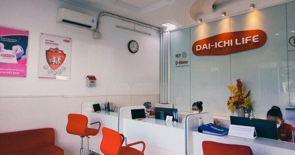 Một công ty bảo hiểm bất ngờ đóng cửa nhiều địa điểm kinh doanh
