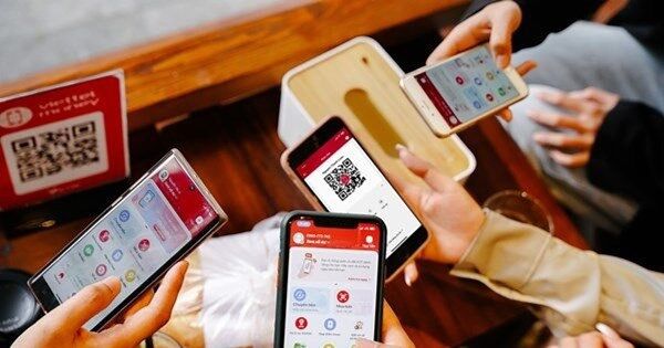 Góc khuất dòng tiền: Tiểu thương tìm cách ‘né’ thuế qua nhiều tài khoản