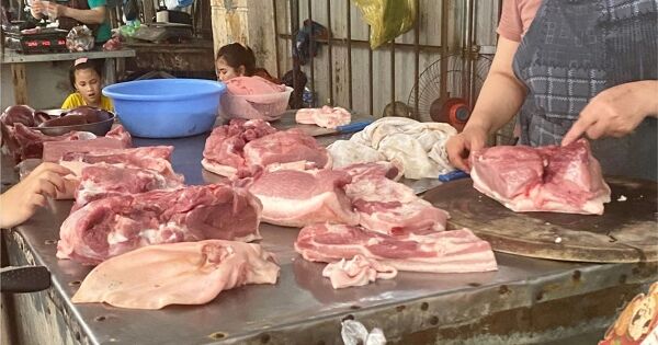 Sau 'cú sốc' C.P. bị tố bán thịt bẩn, nhiều người tiêu dùng thay đổi thói quen