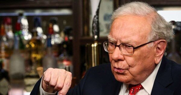 Warren Buffett đề xuất giải pháp xoá thâm hụt ngân sách ‘trong 5 phút’, Elon Musk nhiệt liệt ủng hộ