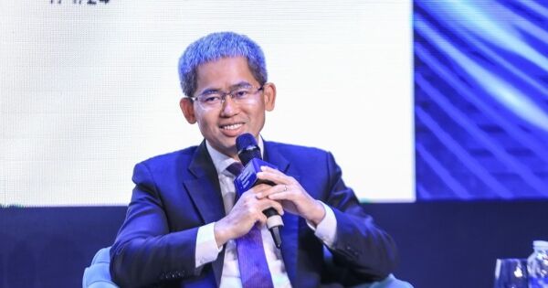 Tổng Giám đốc OCB: USD có thể suy yếu trong dài hạn, Ngân hàng Nhà nước đang ở thế rất khó