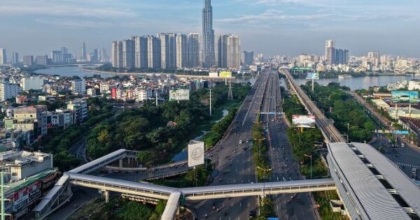 Đề xuất lập 5 tổng công ty nhà nước đủ sức kiến tạo tại TP HCM