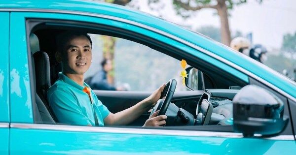 Giải đáp chi tiết làm tài xế có cần bằng cấp không
