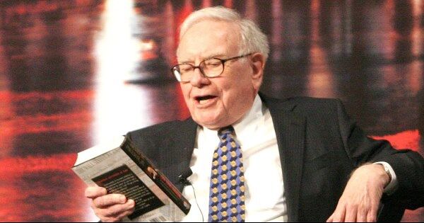 4 tựa sách về đầu tư do huyền thoại Warren Buffett gợi ý