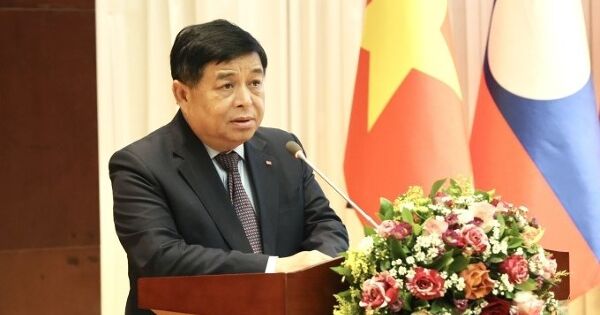 Doanh nghiệp Việt được đề nghị tăng đầu tư vào Lào