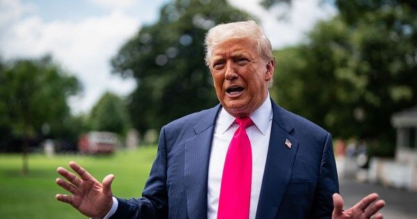 Ông Trump thông báo đạt thoả thuận với Indonesia, ấn định mức thuế 19%