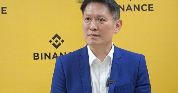 CEO Binance: Người trẻ Việt Nam sẽ thích tiền số hơn chứng khoán