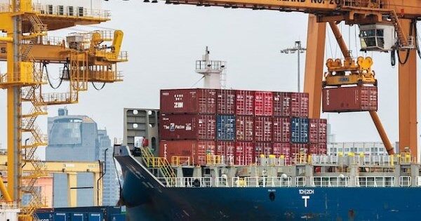 Thái Lan đưa đề xuất thứ ba cho Mỹ, đặt mục tiêu đưa thuế quan về khoảng 20%