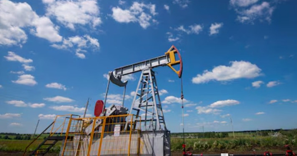 Giá xăng dầu hôm nay 18/7: Tăng mạnh sau đợt tấn công tại các mỏ dầu của Iraq