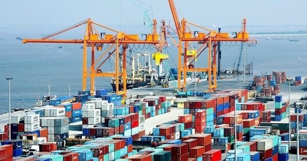 Sắp hết hiệu lực hoãn thuế của Mỹ, xuất khẩu giảm 13% trong nửa đầu tháng 7