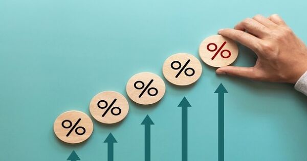 TOP ngân hàng có lãi suất tiền gửi kỳ hạn 2 năm cao nhất tháng 7/2025