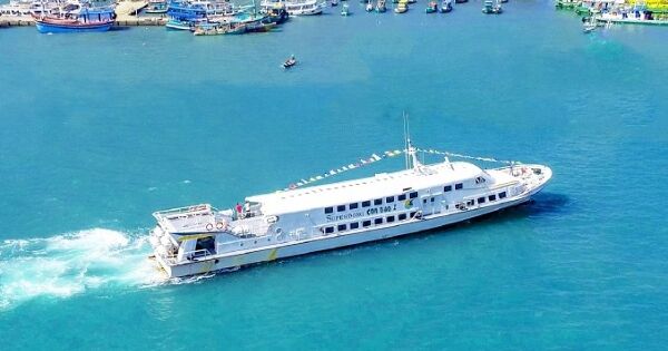 Hãng tàu cao tốc ra Phú Quốc lãi cao nhất hai năm