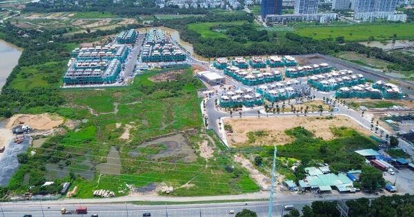Khang Điền đã thanh bao nhiêu nợ gốc, lãi vay trong nửa đầu năm?