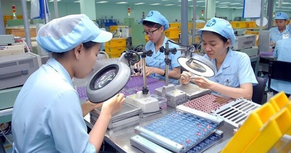 Thu hút FDI nửa đầu năm 2025 đạt trên 21 tỷ USD, cao nhất 15 năm
