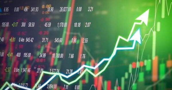 VCBS dự báo VN-Index có thể đạt 1.555 điểm, thanh khoản vượt 1 tỷ USD mỗi phiên