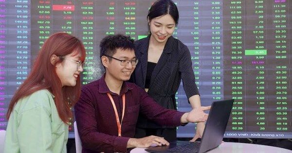 Cá nhân trong nước tung 4.500 tỷ đồng gom cổ phiếu trong tháng 6, mã nào là tâm điểm?