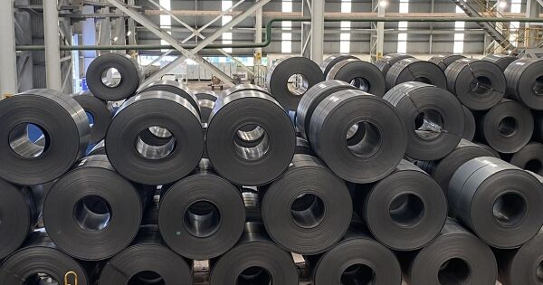 Việt Nam áp thuế chống bán phá giá đối với thép cán nóng Trung Quốc