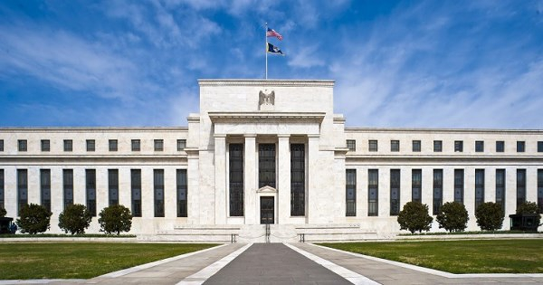 Fed vẫn có khả năng giảm lãi suất xuống gần 0% trong tương lai