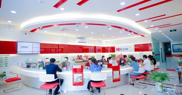 HDBank xin ý kiến cổ đông việc chuyển trụ sở chính và phát hành cổ phiếu cho ba NĐT ngoại