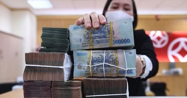 Nợ xấu ngân hàng leo cao kỷ lục, tỷ lệ bao phủ giảm xuống đáy 5 năm