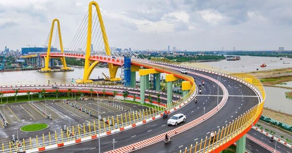 Vingroup công bố hai trụ cột trọng điểm mới là hạ tầng và năng lượng xanh