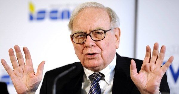 Lời cảnh báo của huyền thoại Warren Buffett về nền kinh tế Mỹ