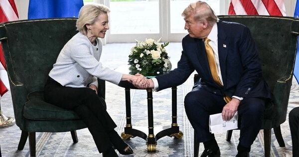 Thỏa thuận thương mại Mỹ-EU 'mắc kẹt' vì các quy định kỹ thuật số