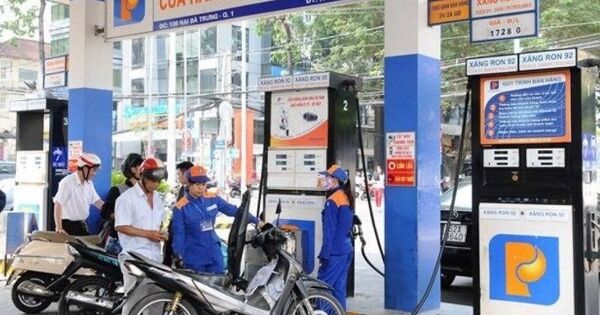 Đề xuất sử dụng xăng E10 trên cả nước từ 2026 và E15 từ 2031