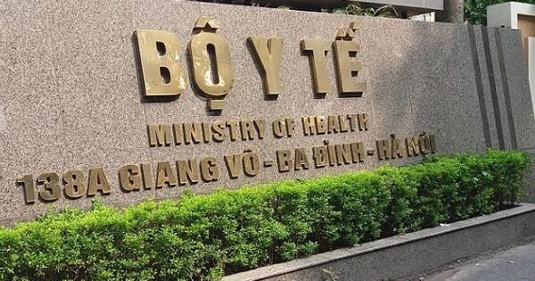 Kỷ luật khiển trách Ban cán sự đảng Bộ Y tế nhiệm kỳ 2021 - 2026, khai trừ Đảng 4 cán bộ địa phương