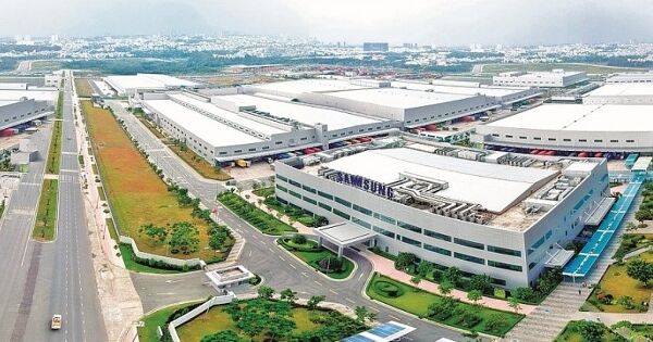 9 địa phương thu hút FDI đạt trên 1 tỷ USD trong 7 tháng đầu năm, dẫn đầu là TP HCM