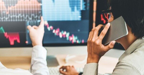 Khối ngoại bán ròng hơn 3.600 tỷ đồng trên HOSE phiên cuối tháng 8