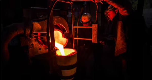 Giá vàng hôm nay 29/8: Liên tiếp lập kỷ lục, vàng SJC tiến sát 130 triệu đồng/lượng