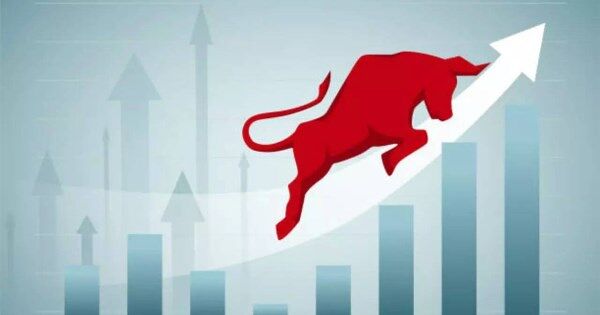 Ngân hàng dẫn dắt, VN-Index tăng gần 12 điểm đầu phiên