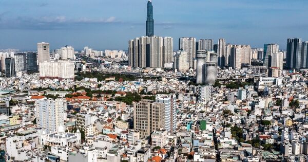 Chính phủ đặt mục tiêu phấn đấu tăng thu ngân sách Nhà nước ít nhất 25% so với dự toán
