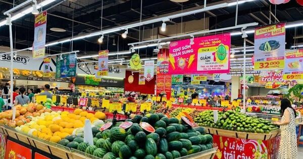 Doanh thu bán lẻ, dịch vụ đạt gần 4 triệu tỷ đồng, tăng 9,3% trong 7 tháng đầu năm