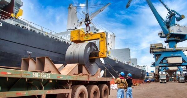 Lò cao số 1 của Hòa Phát Dung Quất 1 vận hành trở lại