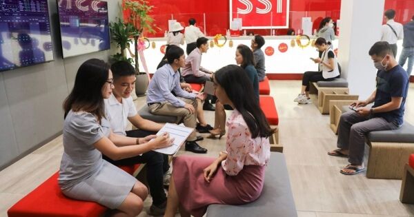 SSI chi gần 2.100 tỷ đồng trả cổ tức tiền mặt