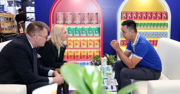 Chiếc nắp chai góp phần giúp Vinamilk tăng trưởng doanh số gần 80% tại New Zealand