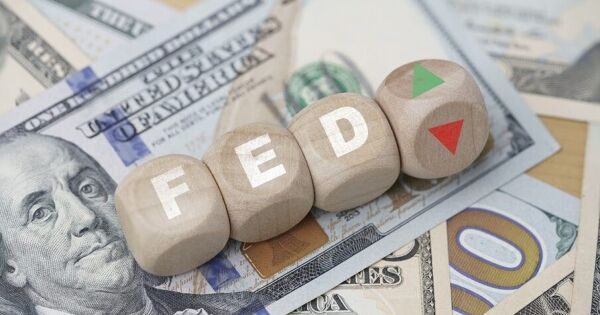 VNDirect: Fed giảm lãi suất mở đường cho tỷ giá hạ nhiệt và chính sách nới lỏng trong nước