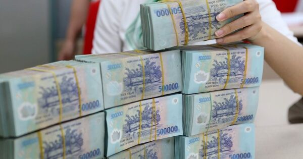 Nợ xấu phình to, SMEs 'khát vốn': Hệ thống ngân hàng đối mặt thách thức kép