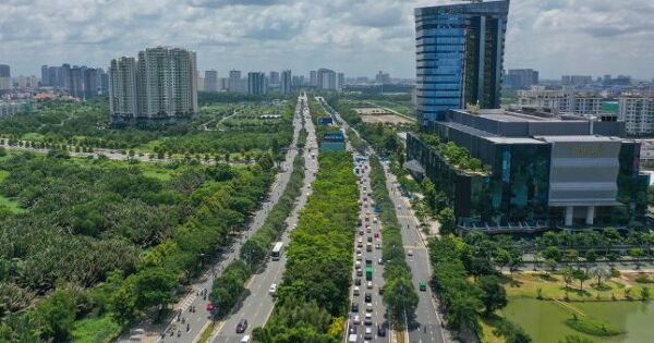 Hiện trạng đại lộ đầu tiên ở TP HCM sẽ mở làn riêng cho xe đạp