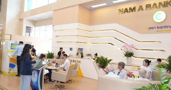 Nam A Bank tiếp tục lọt Top 50 công ty kinh doanh hiệu quả nhất Việt Nam