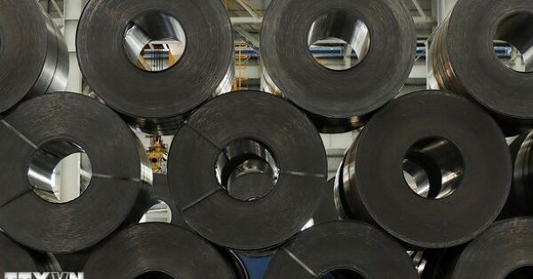 Vật liệu xây dựng tăng giá, dồn gánh nặng lên các công trình thi công