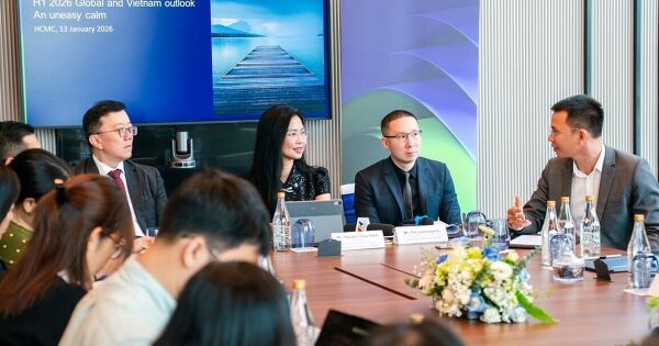 Chuyên gia Standard Chartered: Nguồn vốn FDI trong 2026 tăng hay giảm phụ thuộc vào các thỏa thuận thuế đối ứng