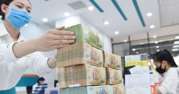 Lãi suất liên ngân hàng bất ngờ giảm về 1,77%