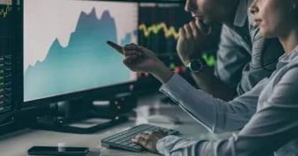 Nhận định thị trường chứng khoán 22/1: Tiếp tục rung lắc