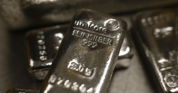 Giá bạc sẽ ra sao khi phá kỷ lục 100 USD?