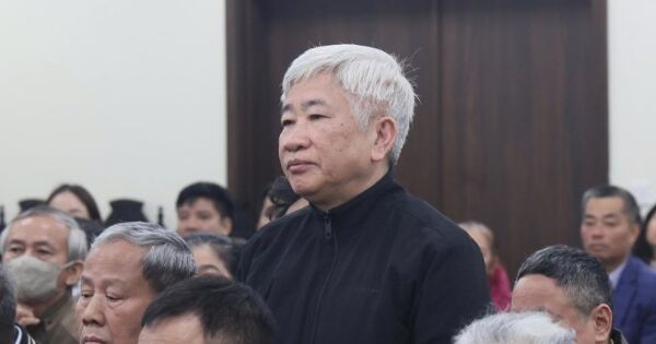 Cựu giám đốc BHXH: Từng từ chối nhung hươu quý, phong bì dày của bệnh viện