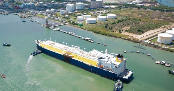 Giải mã hiện tượng cổ phiếu doanh nghiệp Nhà nước đồng loạt tăng trần ngay đầu năm 2026